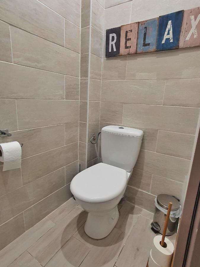 Suite Jacuzzi Privatif Plage Des Catalans Marsella Exterior foto